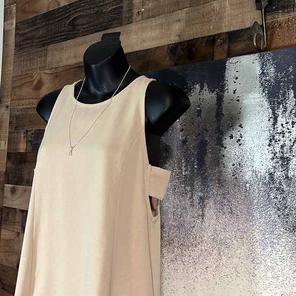 🟠Women’s Abercrombie & Fitch Open Sided Dress - Picture 11 of 16